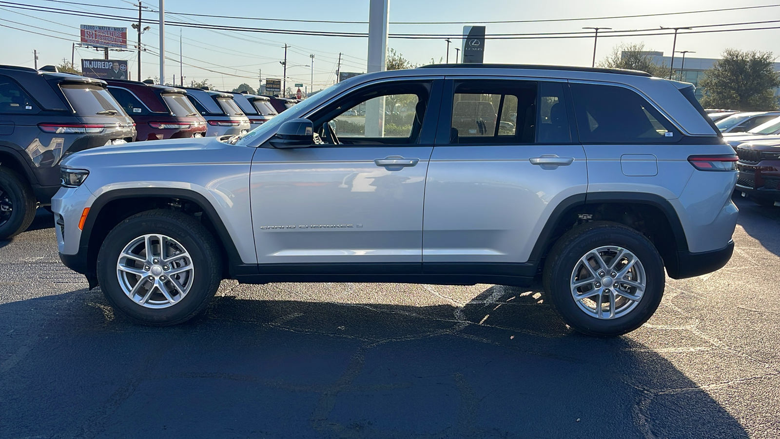 2025 Jeep Grand Cherokee Laredo 5