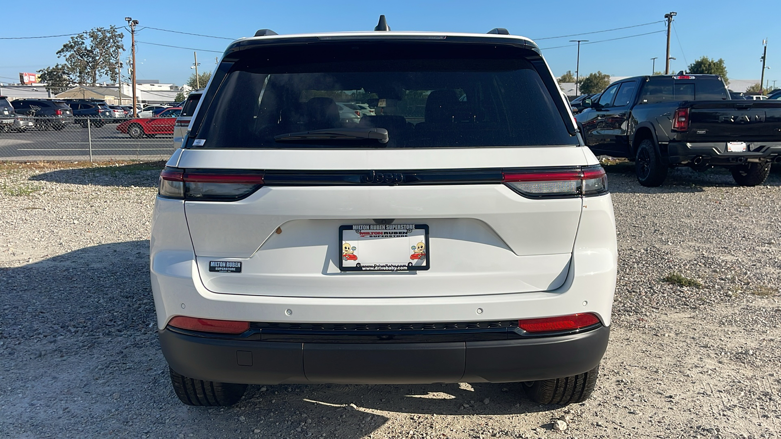 2025 Jeep Grand Cherokee Altitude 7