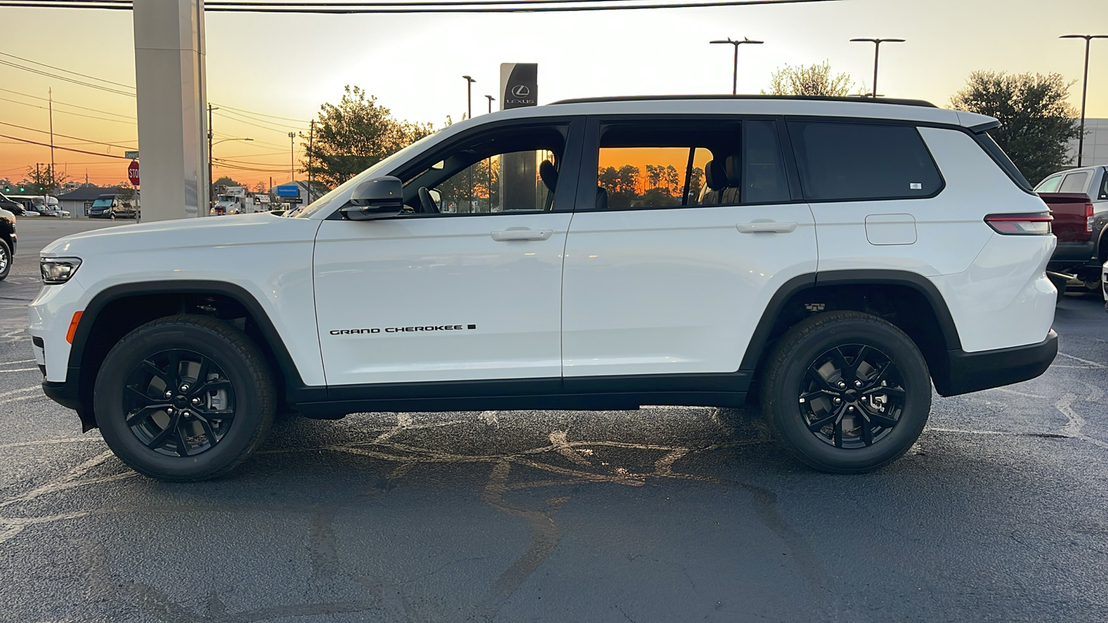 2025 Jeep Grand Cherokee L Altitude X 5