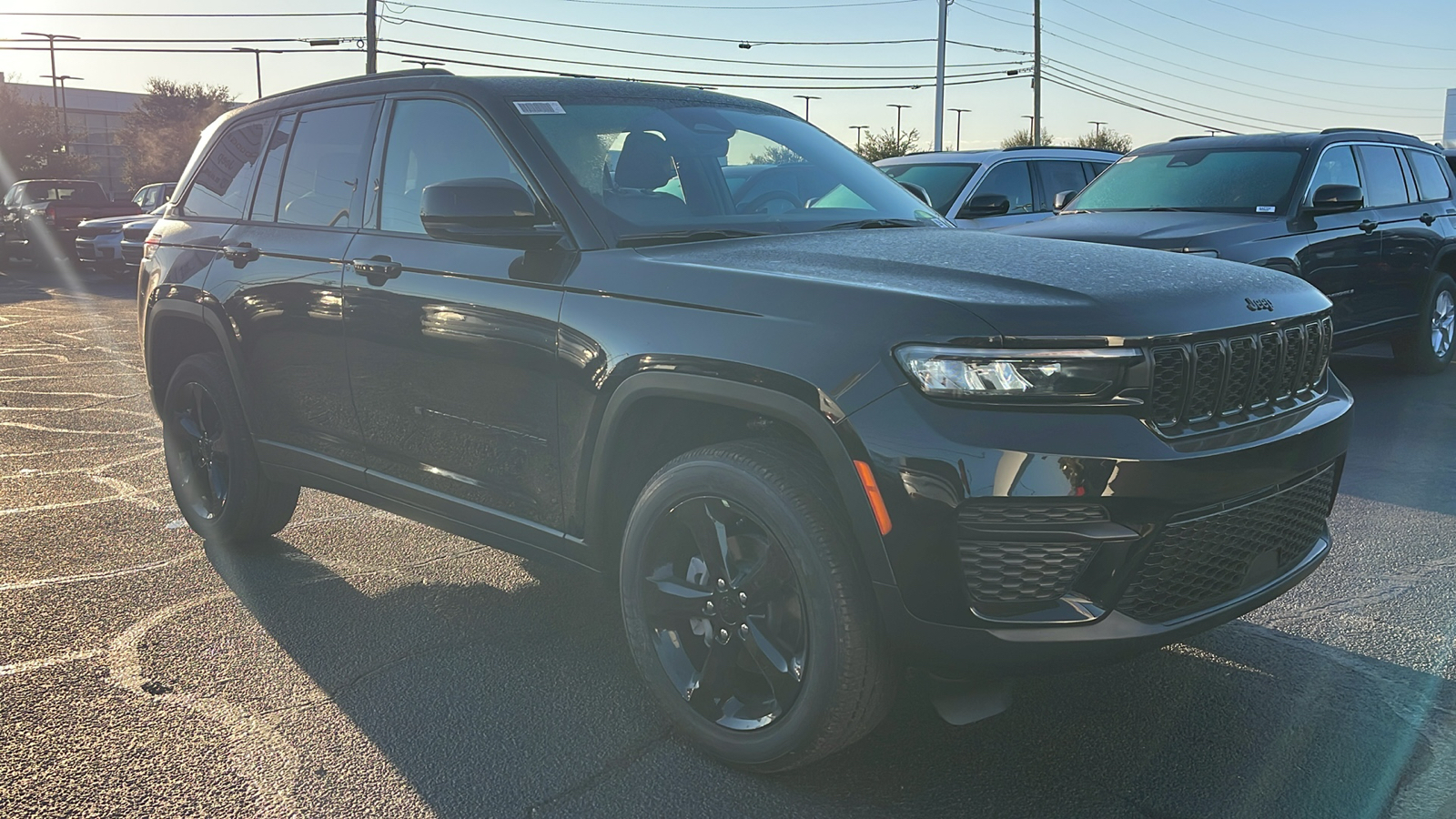 2025 Jeep Grand Cherokee Altitude 2