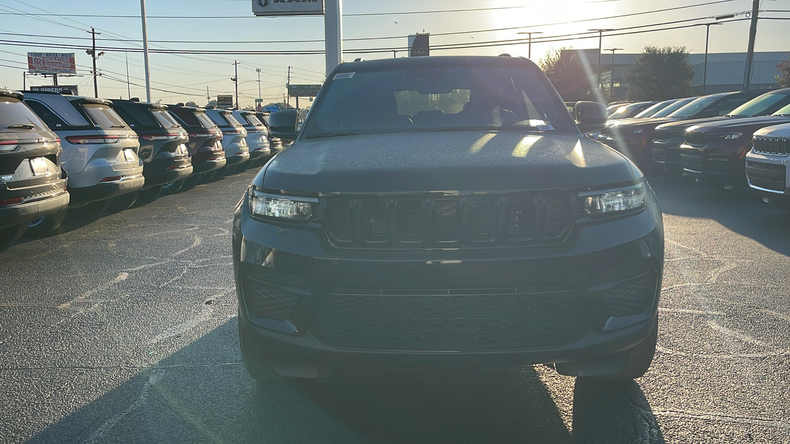 2025 Jeep Grand Cherokee Altitude 3