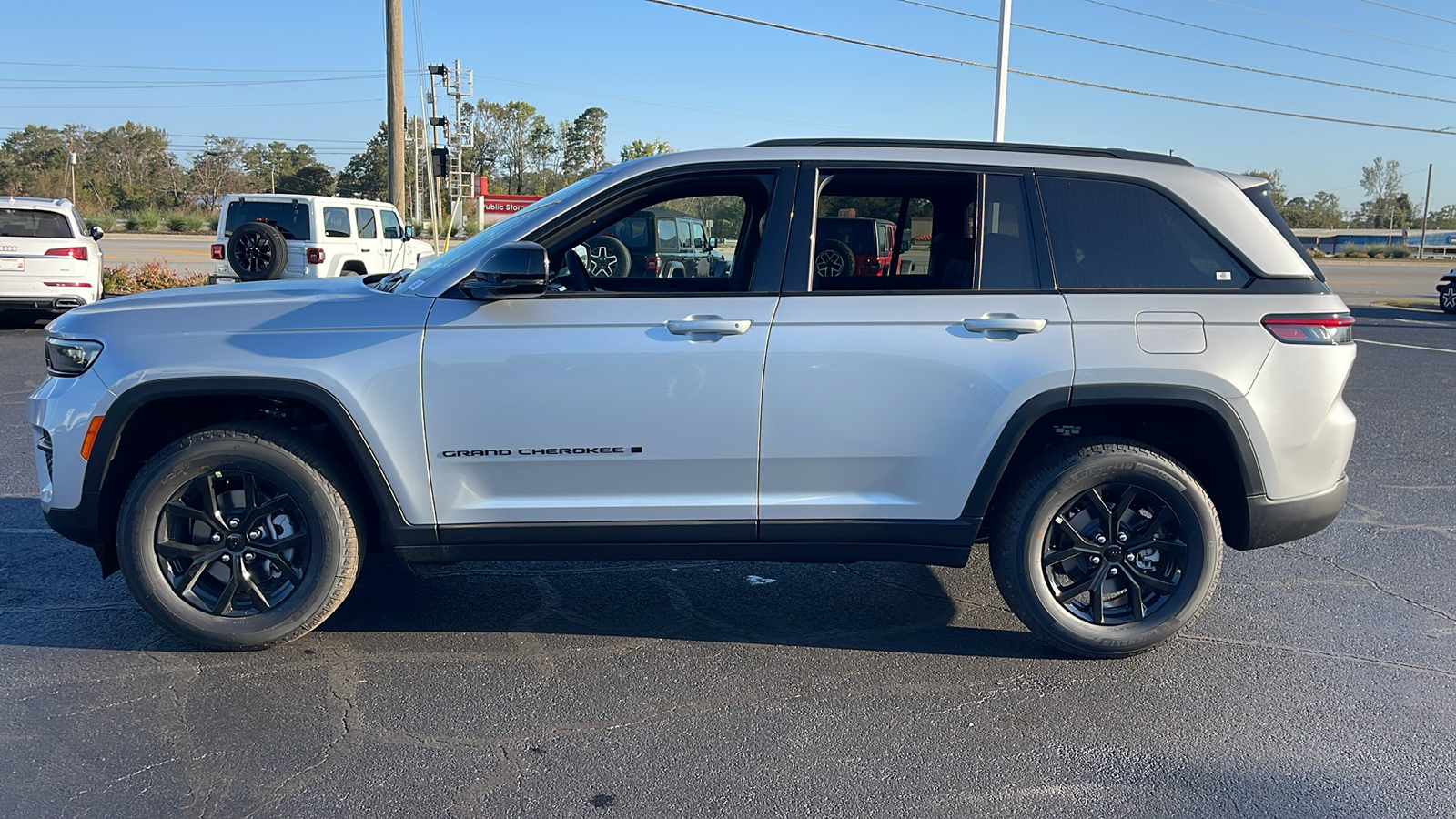 2025 Jeep Grand Cherokee Altitude 5