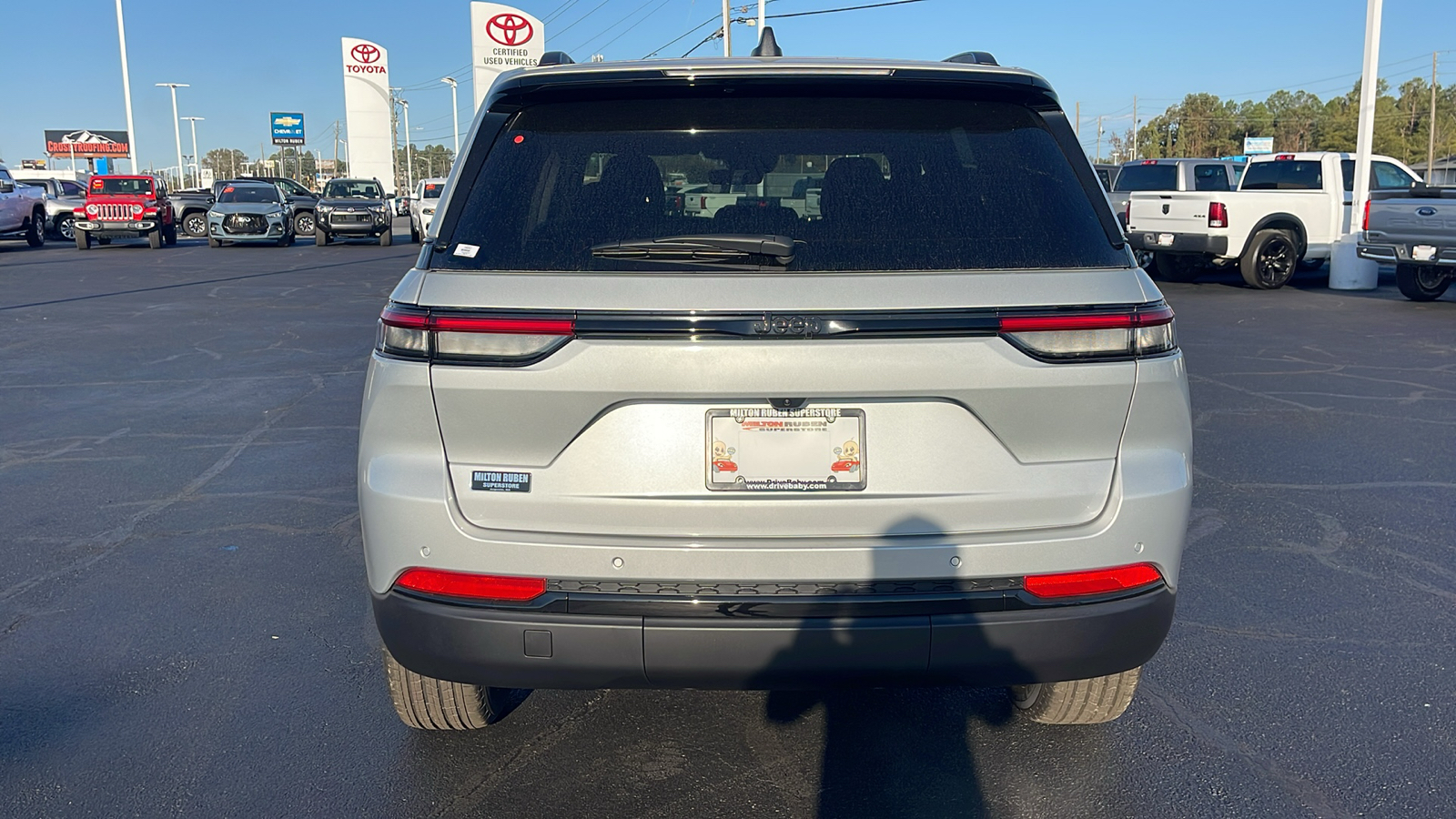 2025 Jeep Grand Cherokee Altitude 7