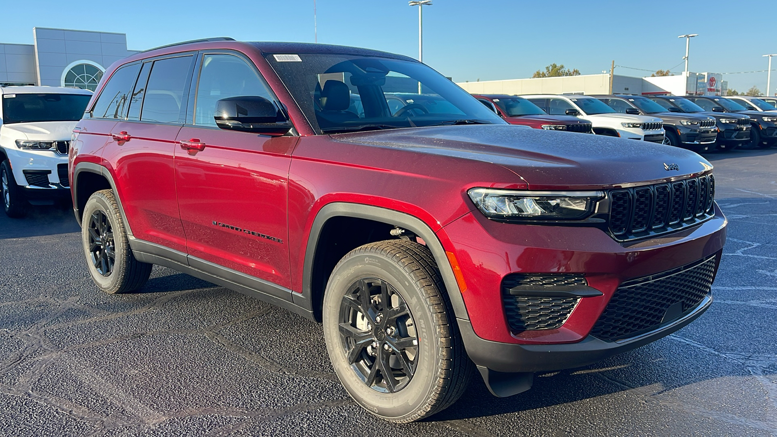 2025 Jeep Grand Cherokee Altitude 2