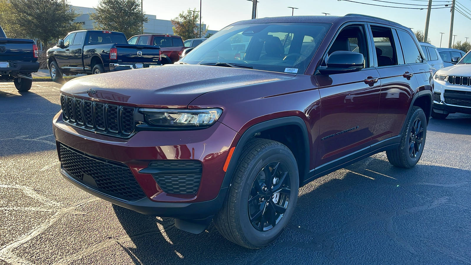 2025 Jeep Grand Cherokee Altitude 4