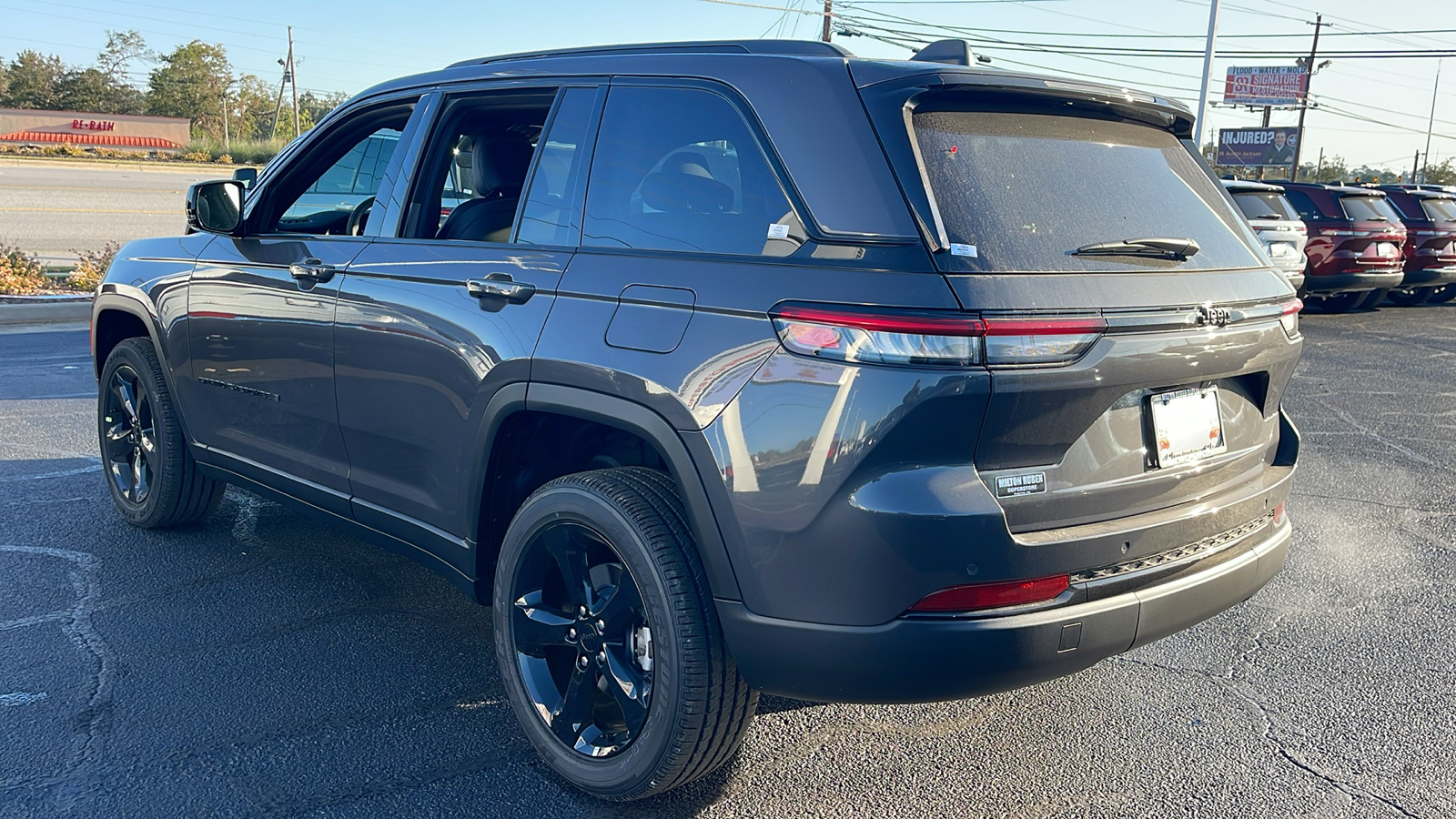 2025 Jeep Grand Cherokee Altitude 6