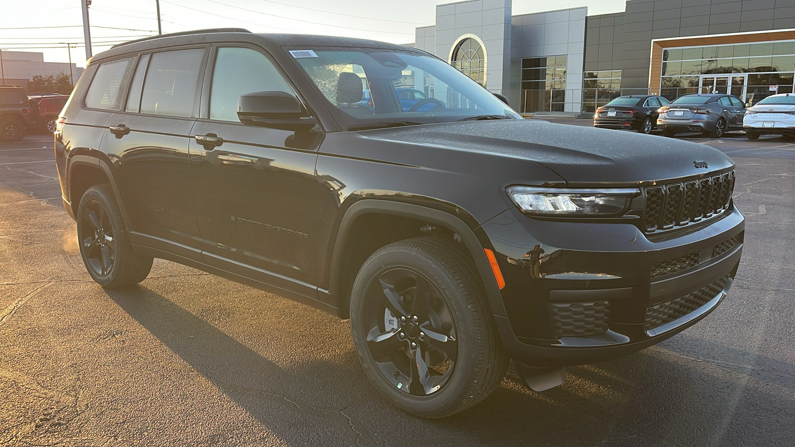 2025 Jeep Grand Cherokee L Altitude X 2