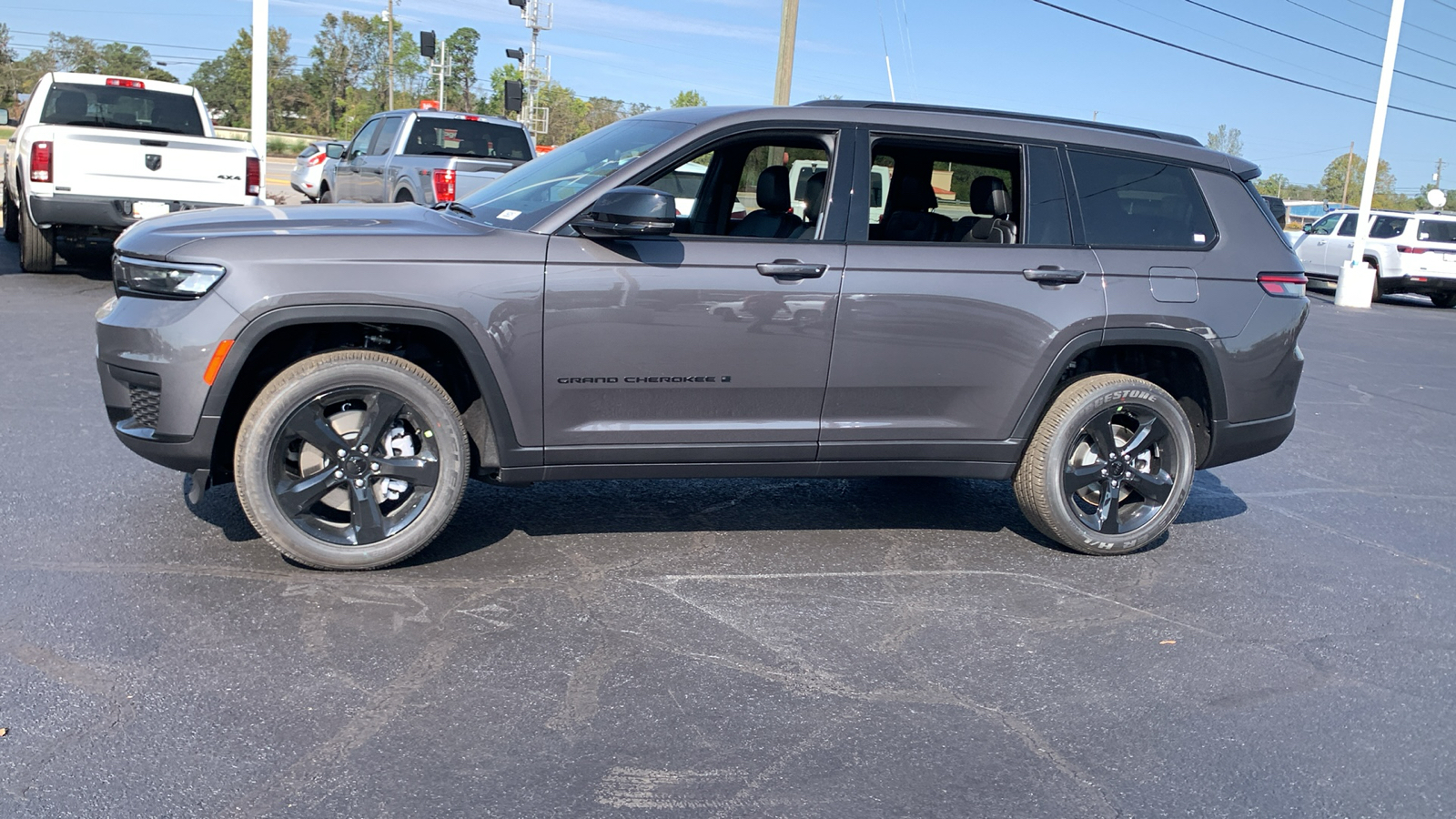 2025 Jeep Grand Cherokee L Altitude X 5