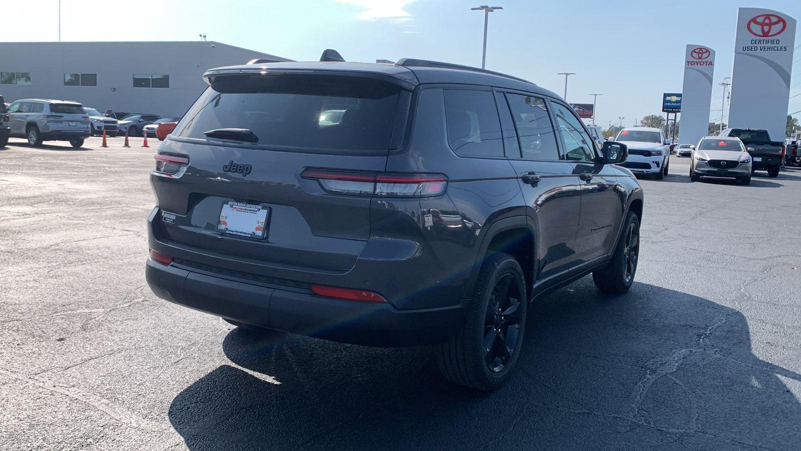 2025 Jeep Grand Cherokee L Altitude X 8