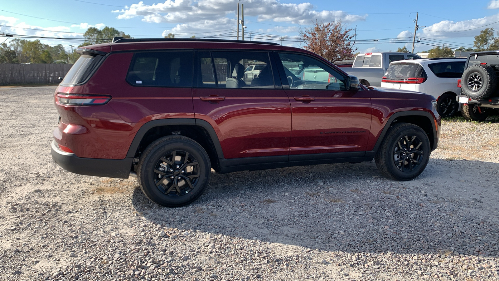 2025 Jeep Grand Cherokee L Altitude X 9