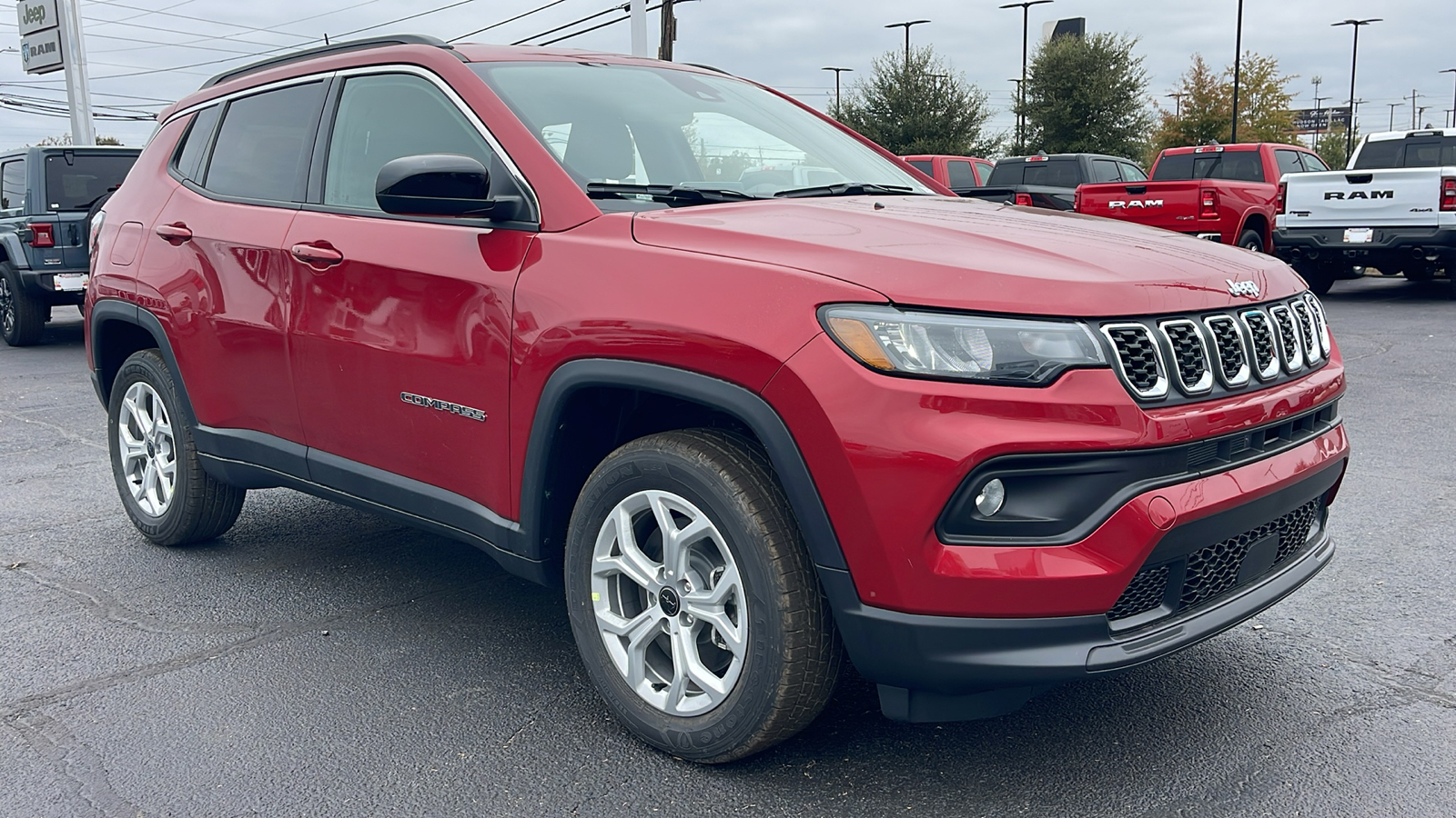 2025 Jeep Compass Latitude 2