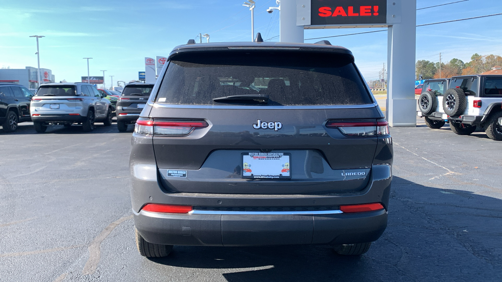 2025 Jeep Grand Cherokee L Laredo 7