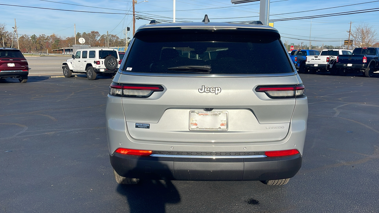 2025 Jeep Grand Cherokee L Laredo 7