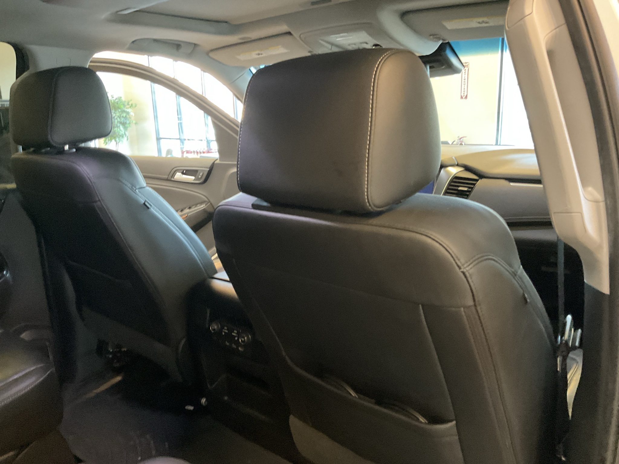 2019 Chevrolet Tahoe Premier 16