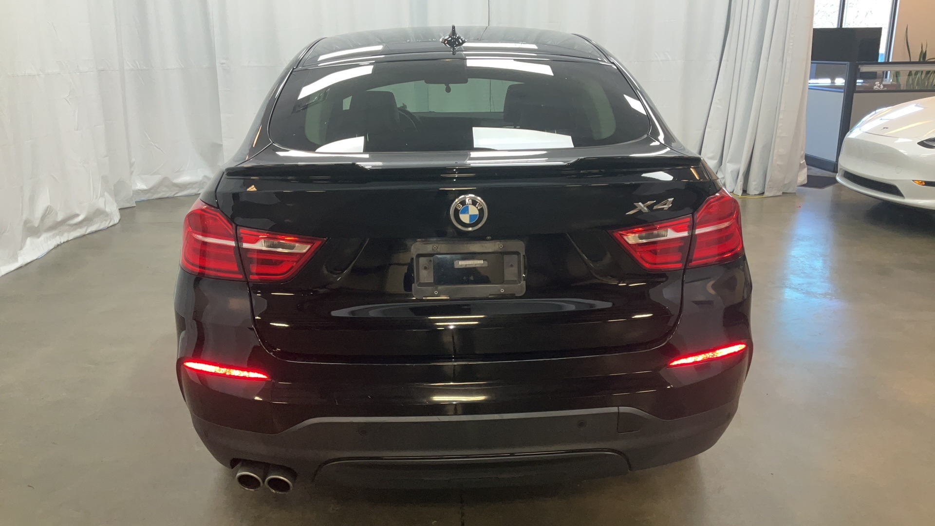 2016 BMW X4 xDrive28i 6