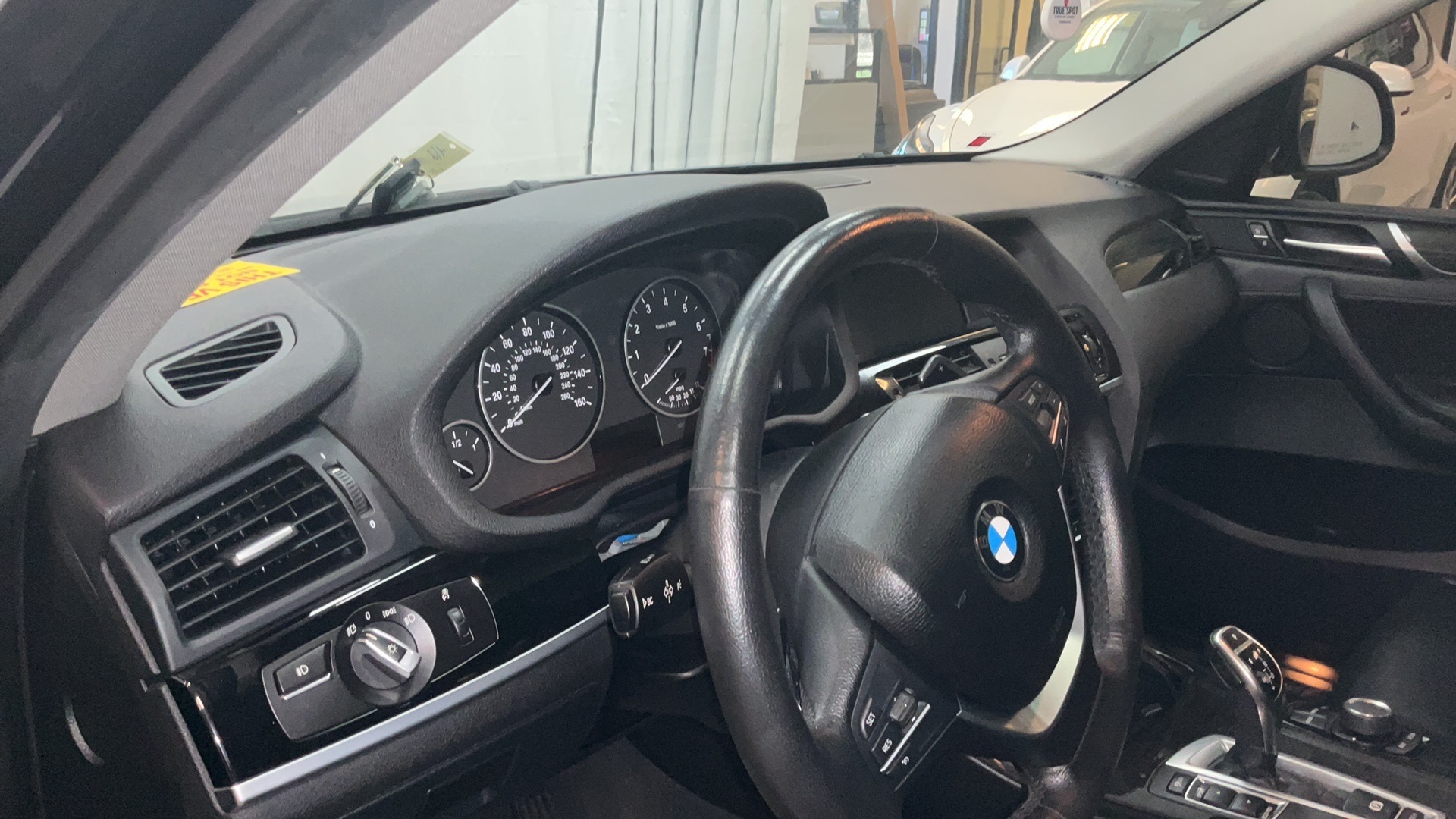 2016 BMW X4 xDrive28i 8