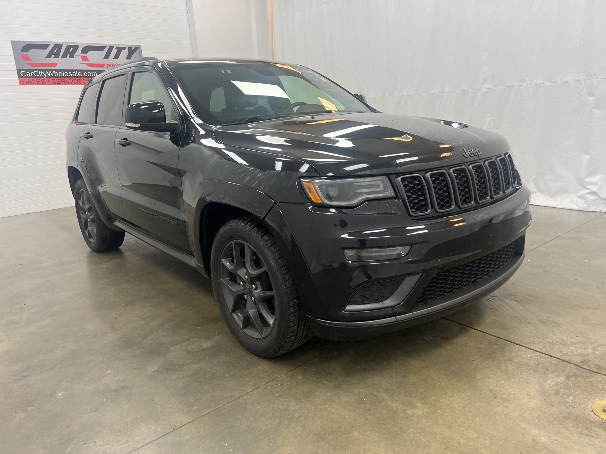 2019 Jeep Grand Cherokee Limited X 3