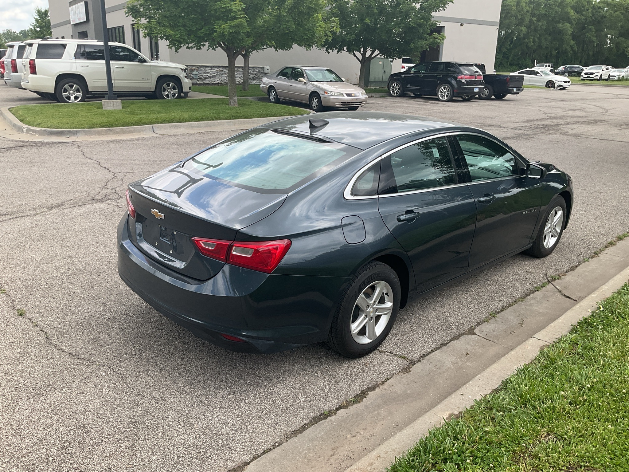 2020 Chevrolet Malibu LS 5