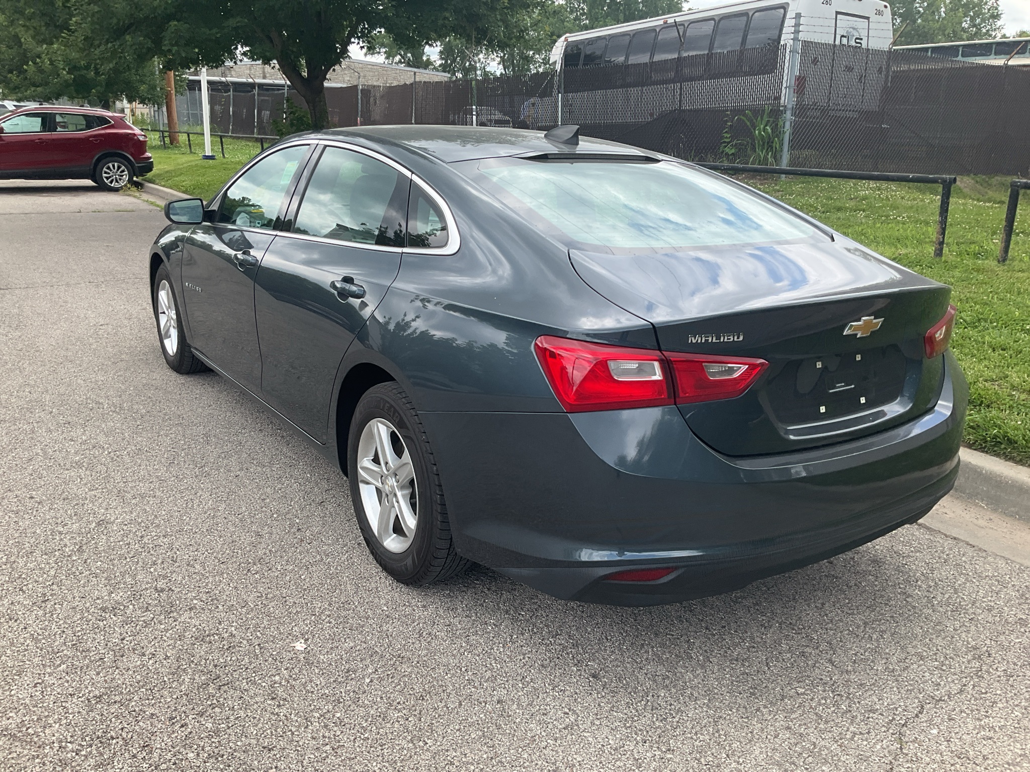 2020 Chevrolet Malibu LS 7