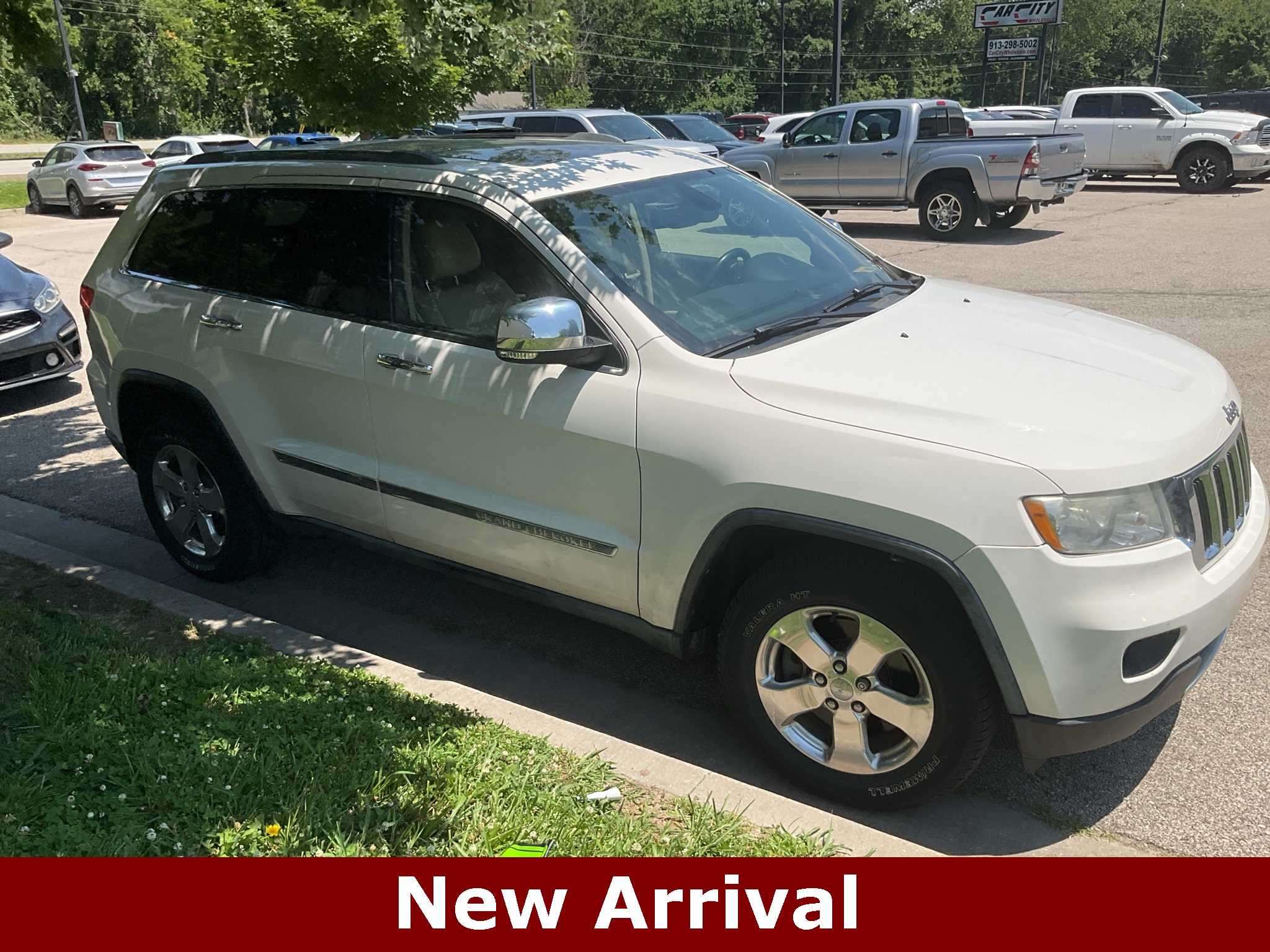 2011 Jeep Grand Cherokee Limited 2