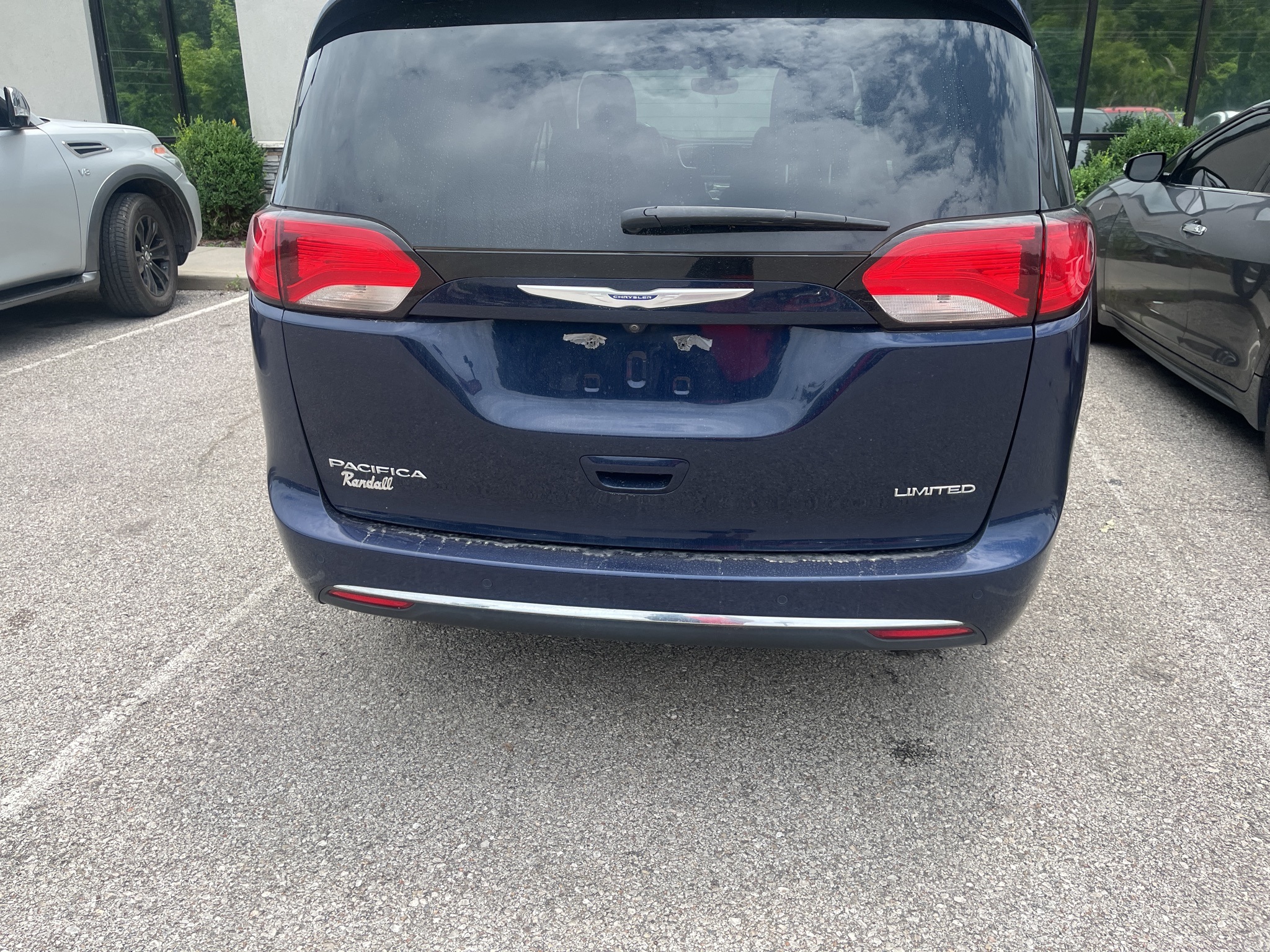 2020 Chrysler Pacifica Limited 4