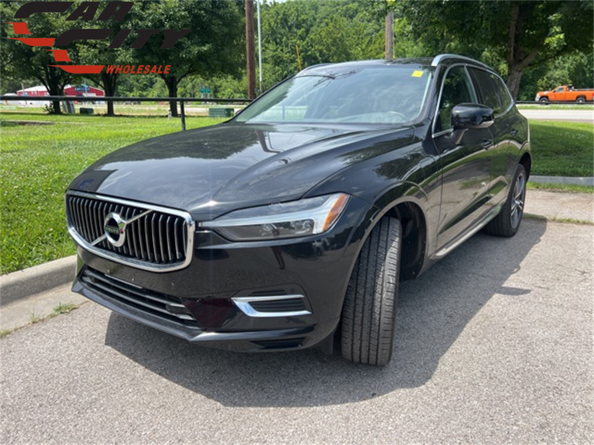 2021 Volvo XC60 Recharge Plug-In Hybrid T8 Inscription Expression 1