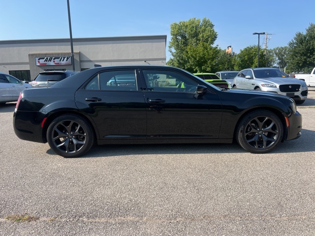 2021 Chrysler 300 S 5