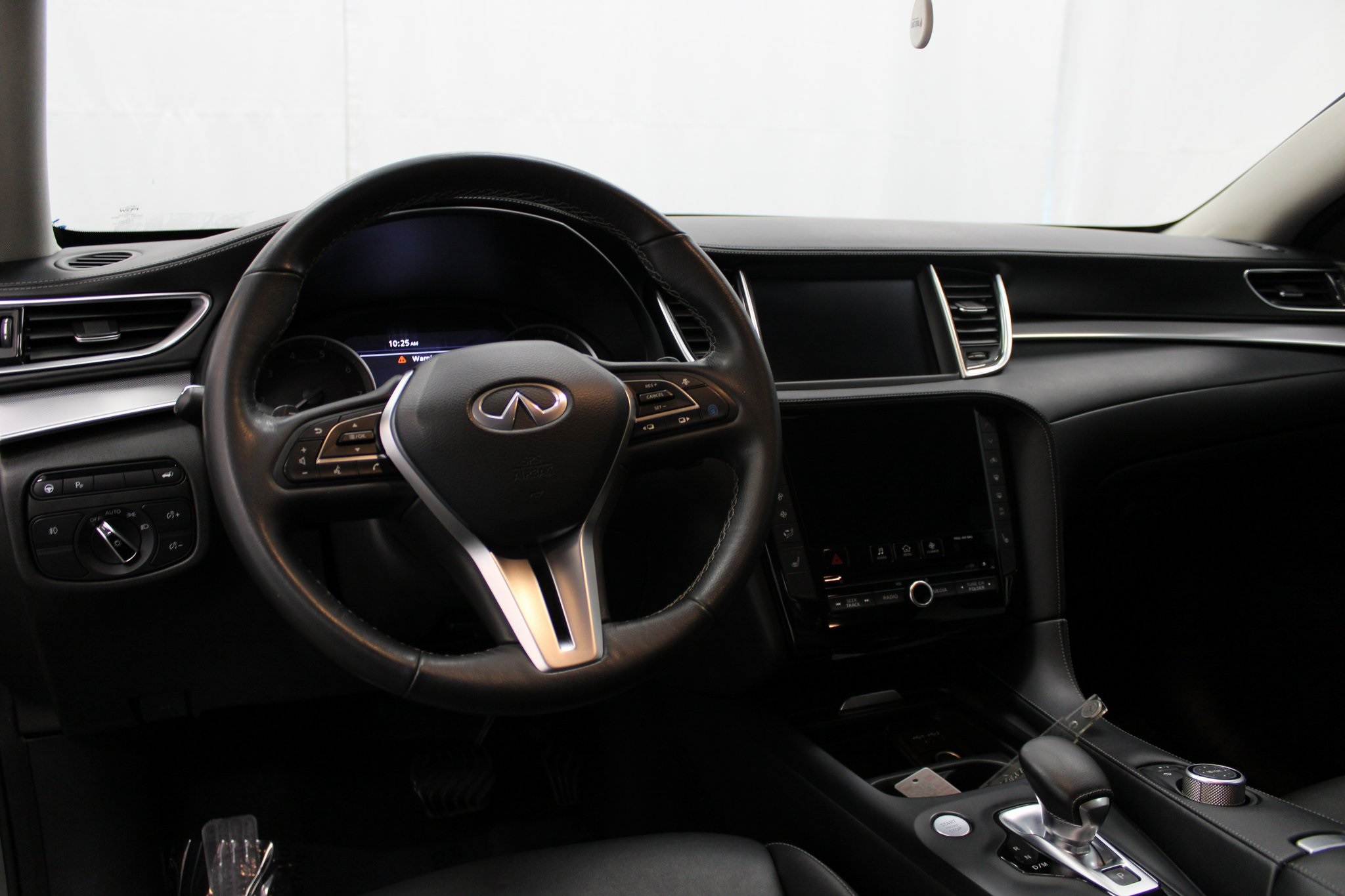 2021 INFINITI QX50 LUXE 16