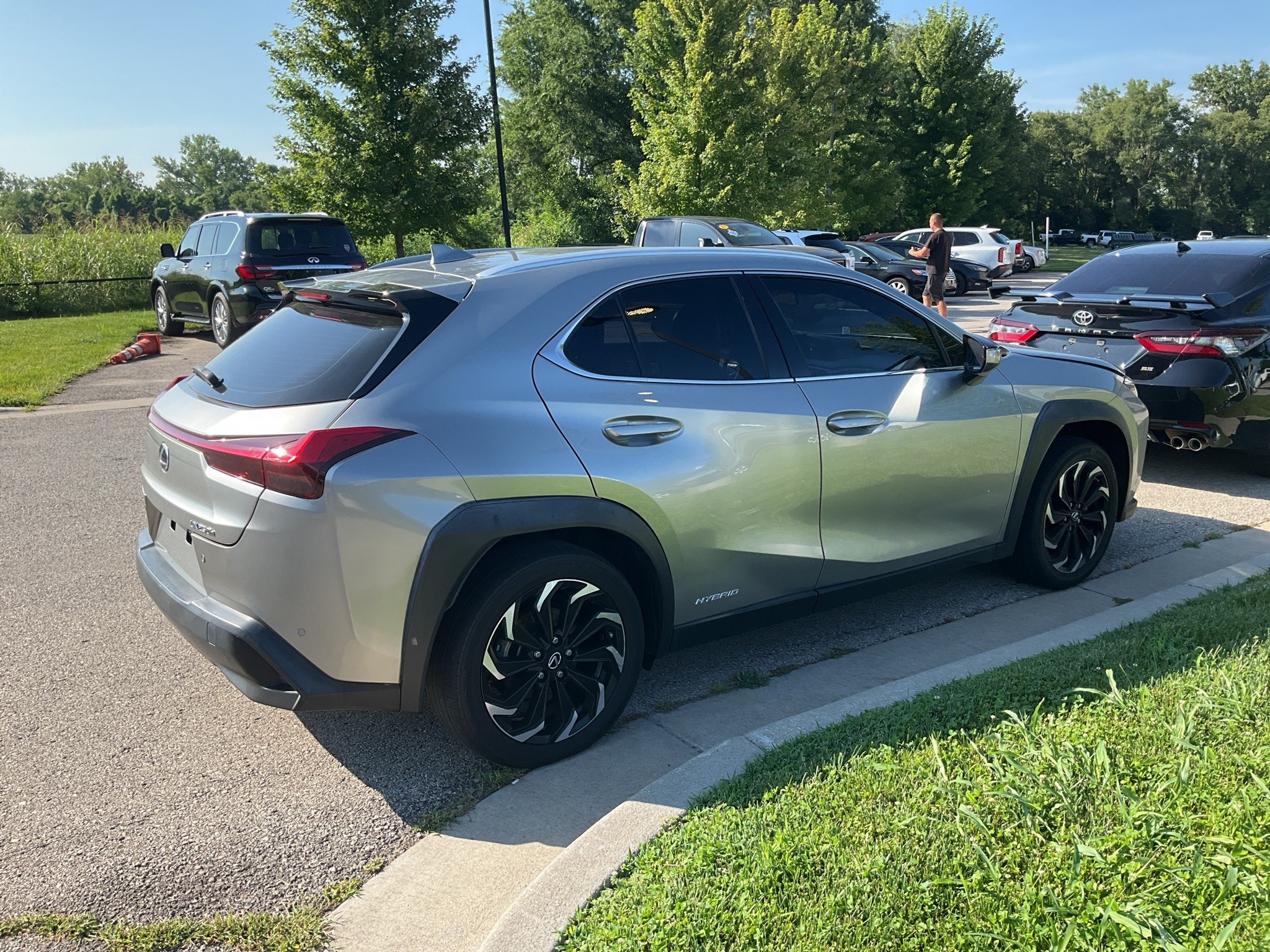 2020 Lexus UX 250h Base 3