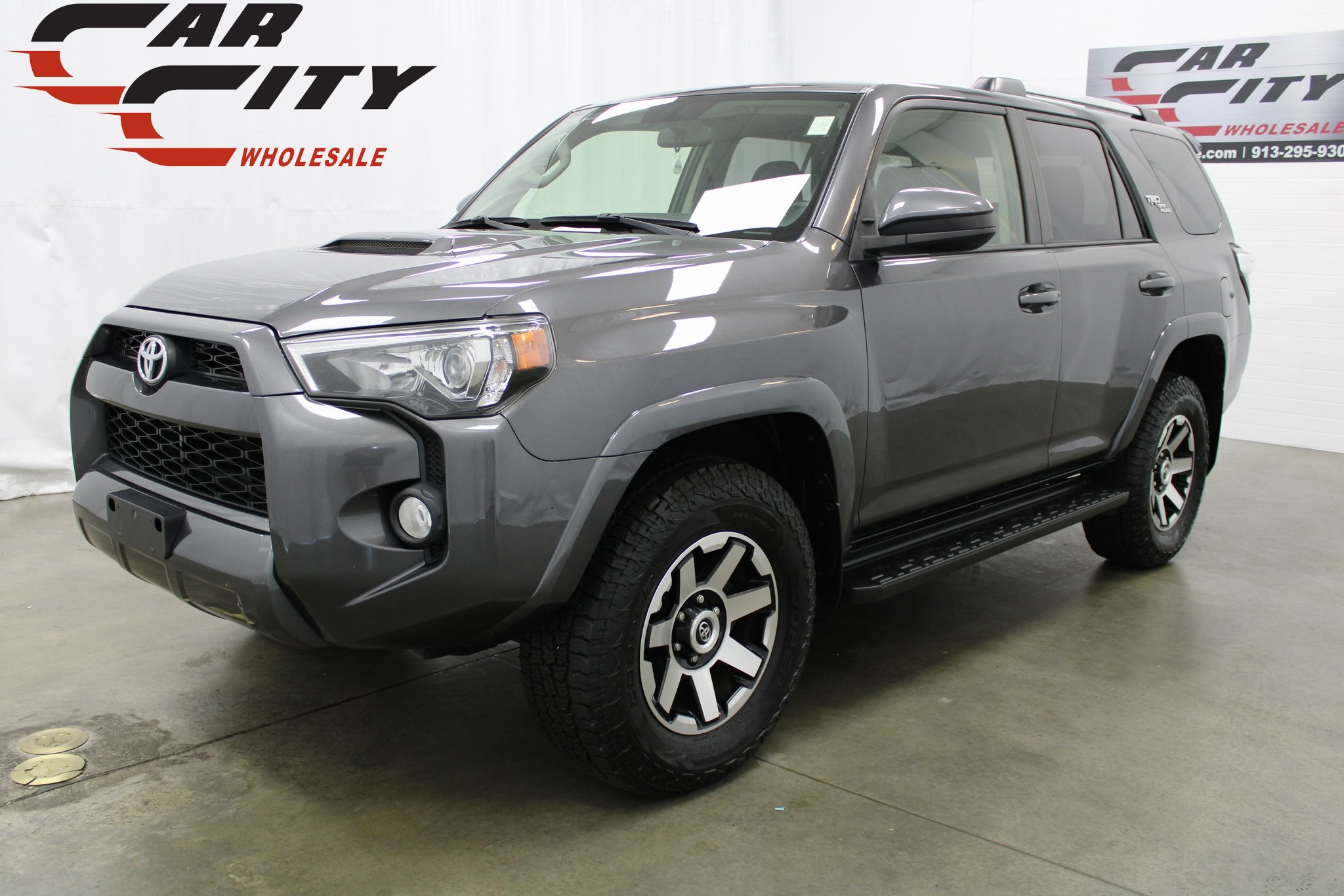 2017 Toyota 4Runner TRD Off-Road 1