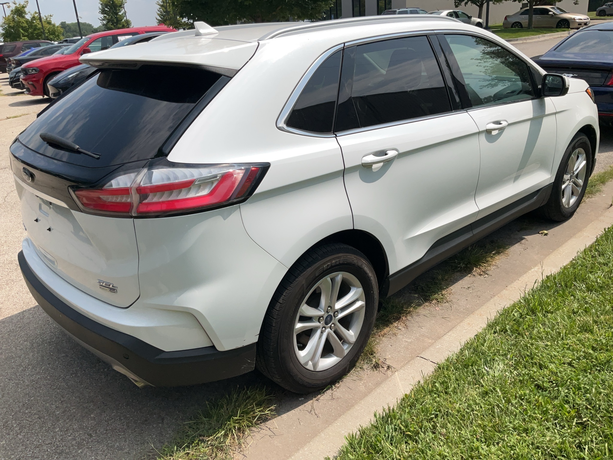 2020 Ford Edge SEL 4