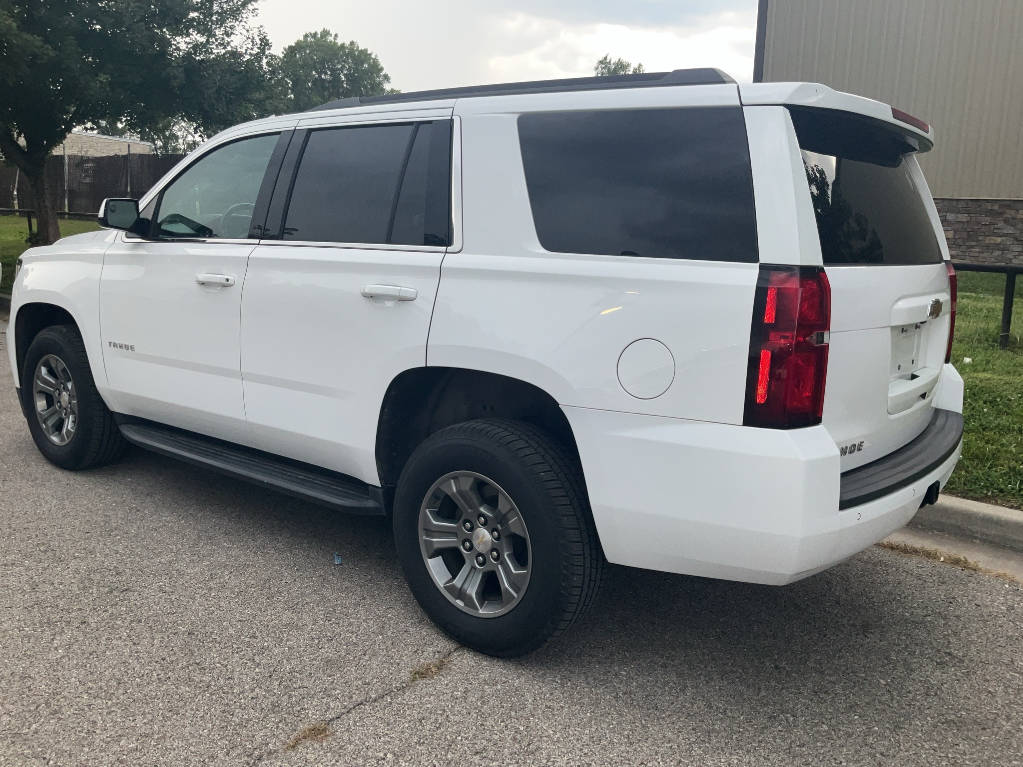 2020 Chevrolet Tahoe LS 6