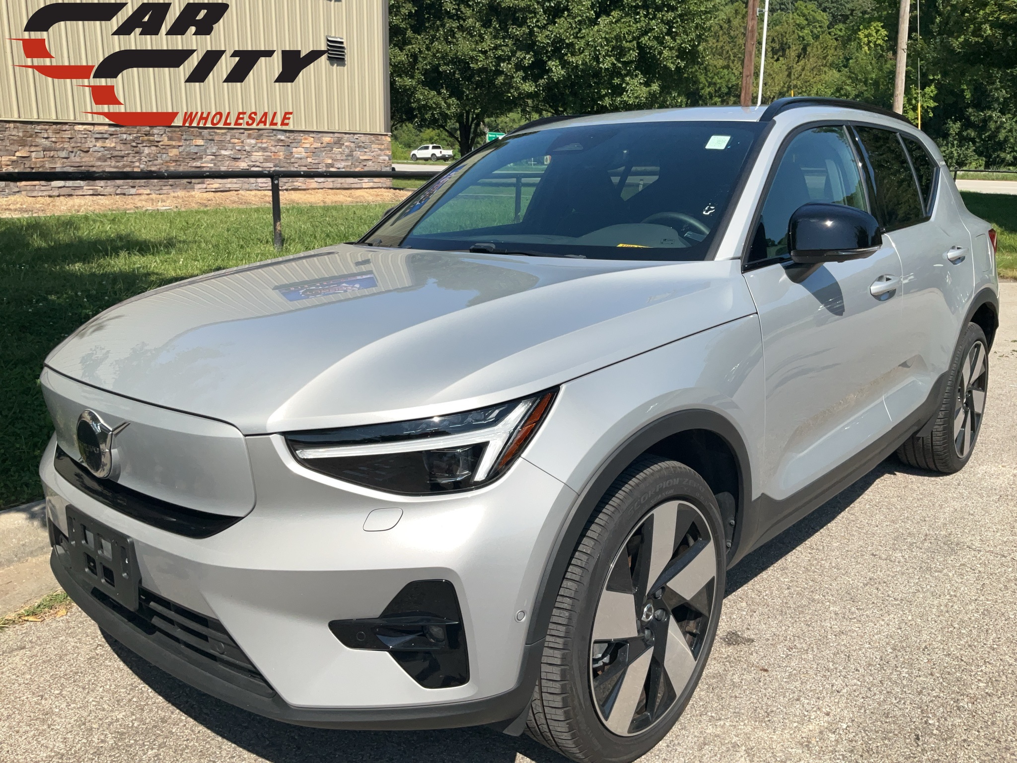 2023 Volvo XC40 Recharge Pure Electric Ultimate 1