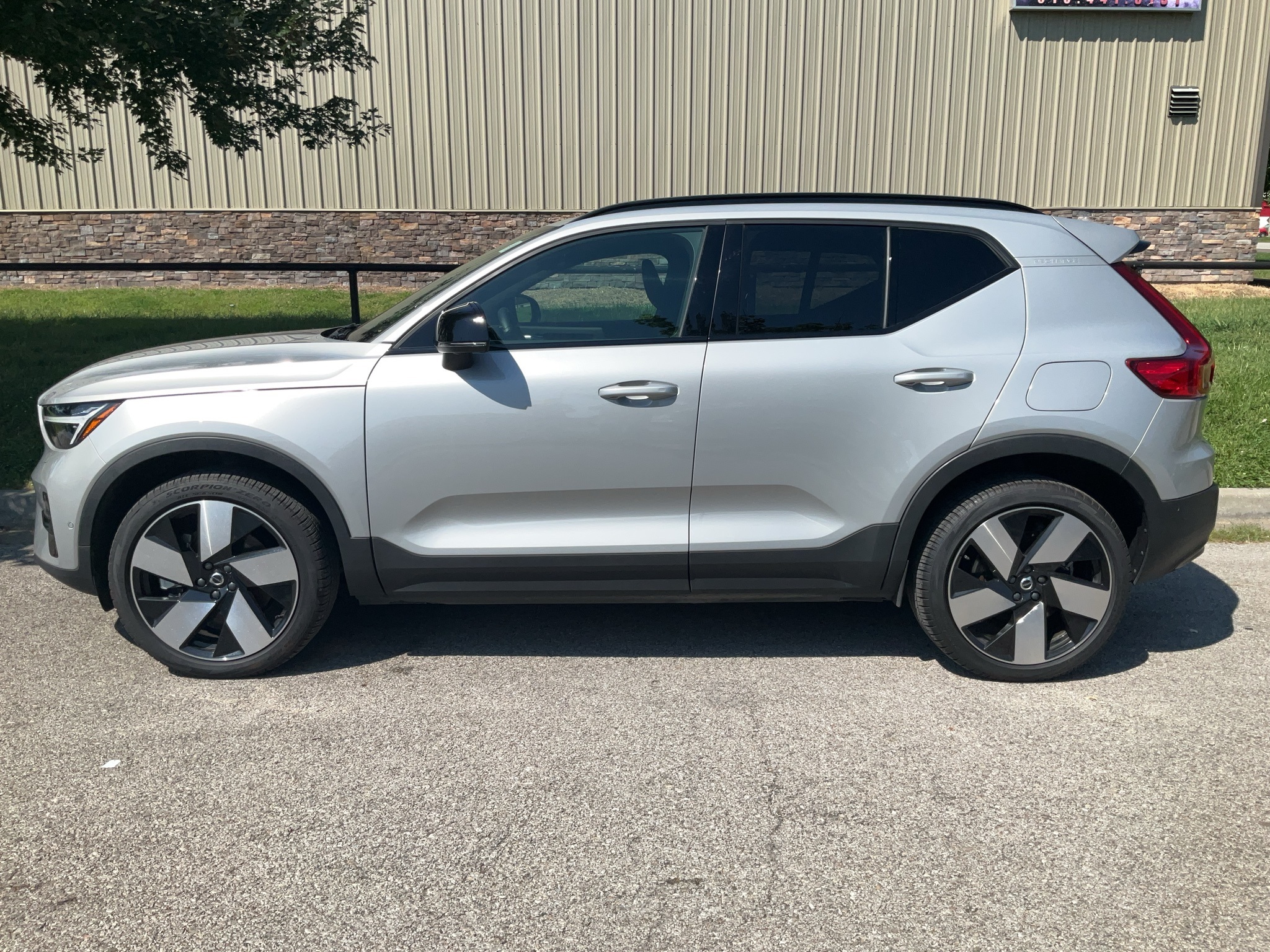 2023 Volvo XC40 Recharge Pure Electric Ultimate 7