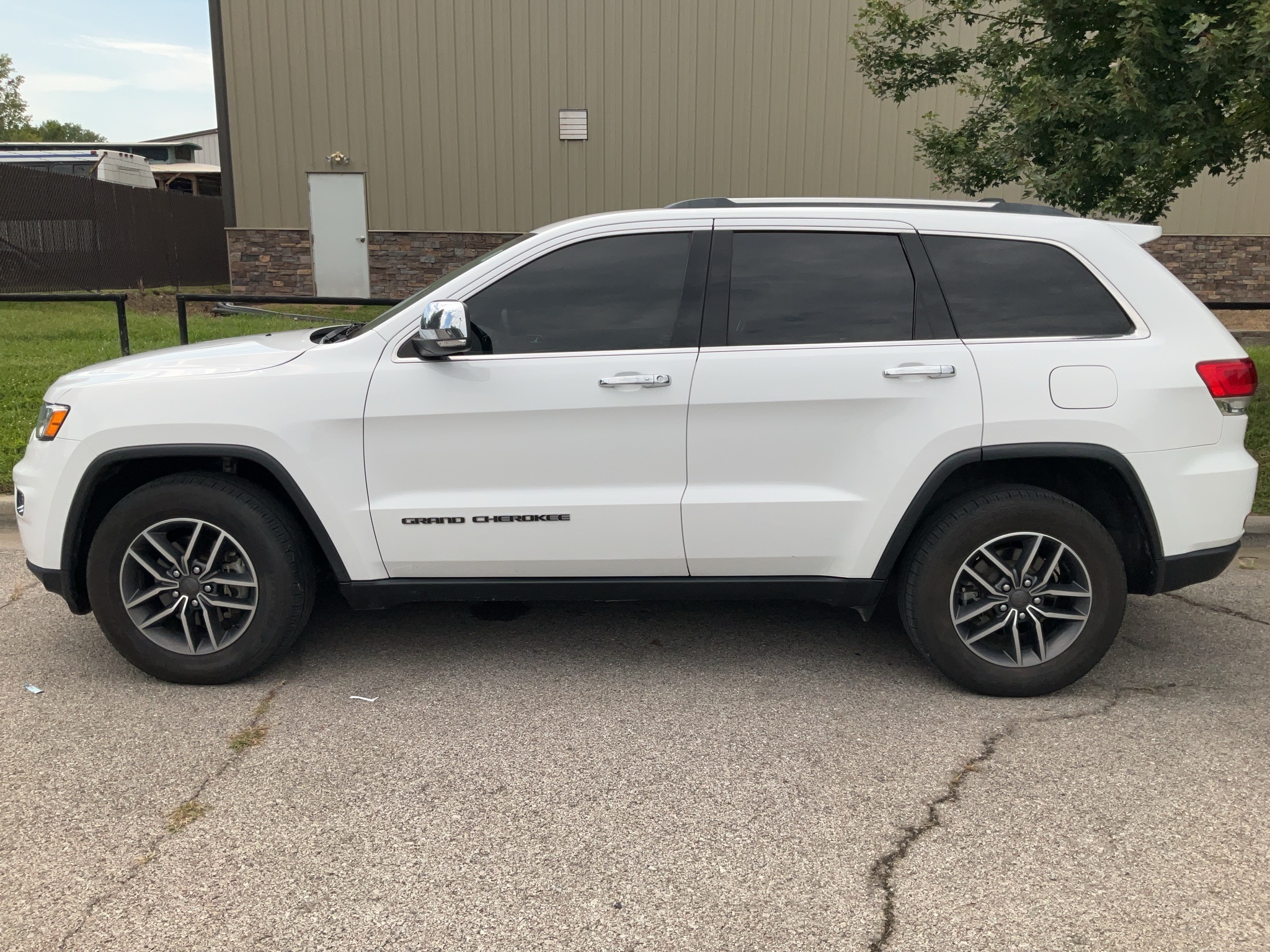 2019 Jeep Grand Cherokee Limited 6