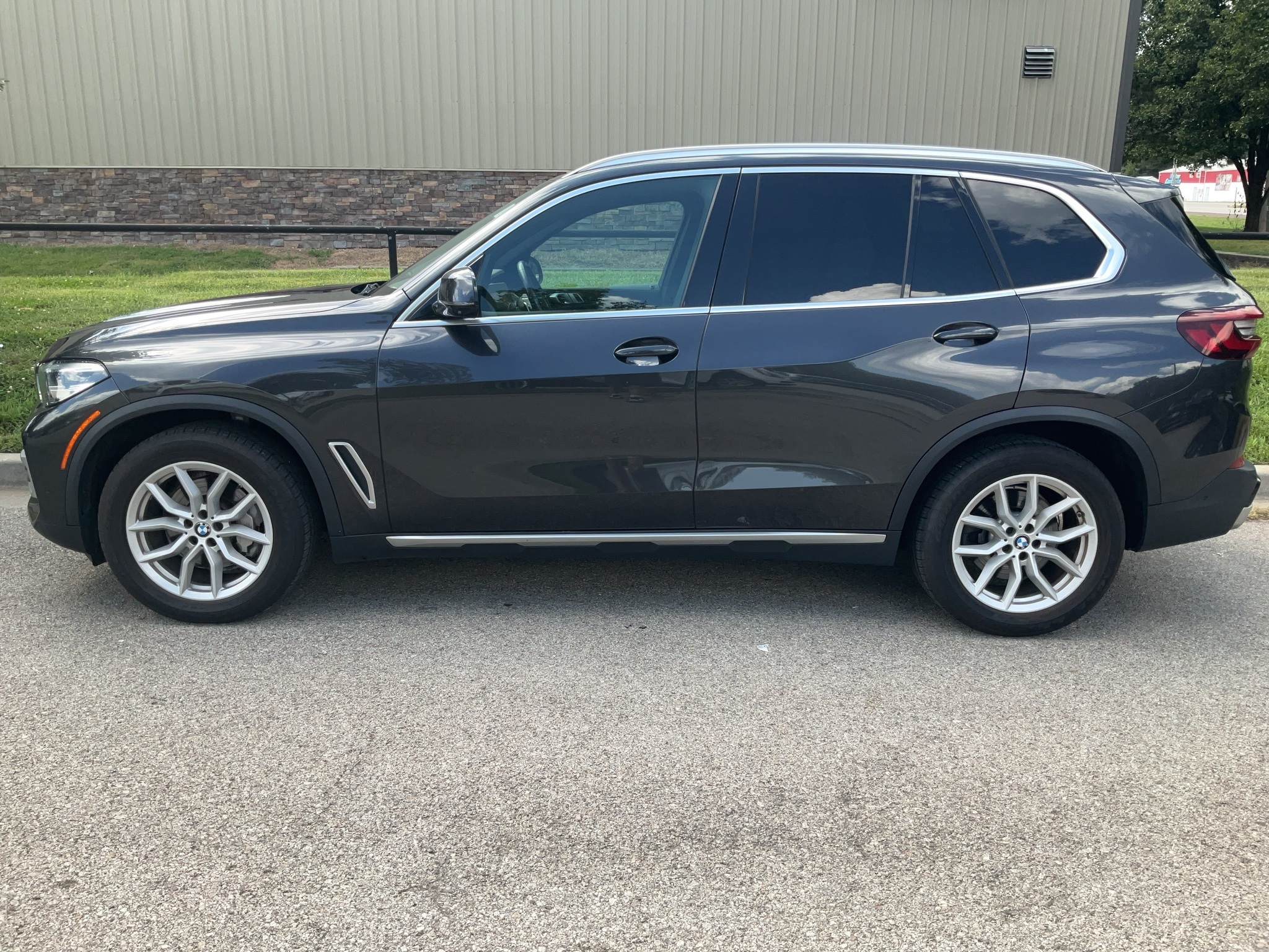 2021 BMW X5 xDrive40i 7