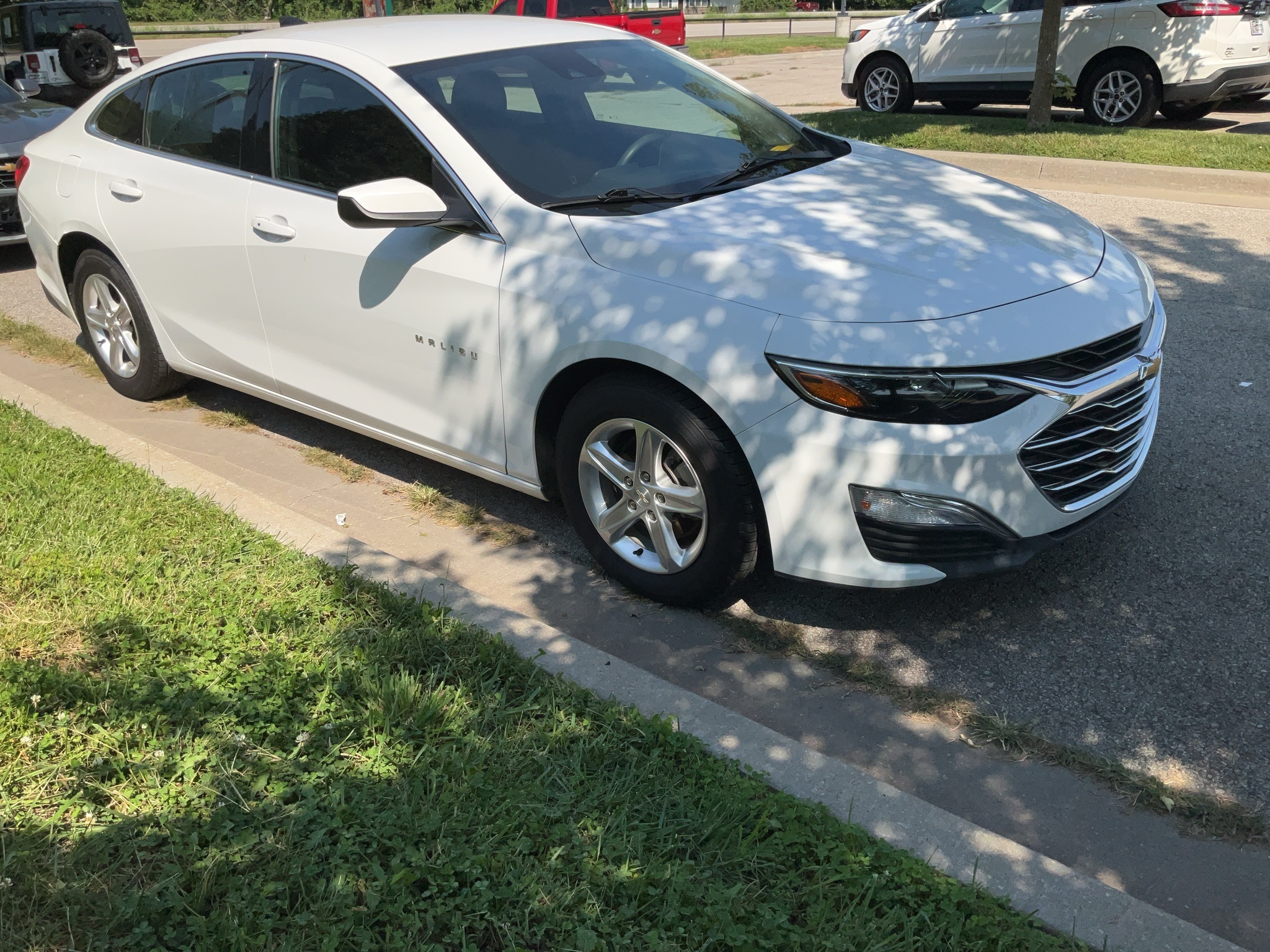 2022 Chevrolet Malibu LS 3