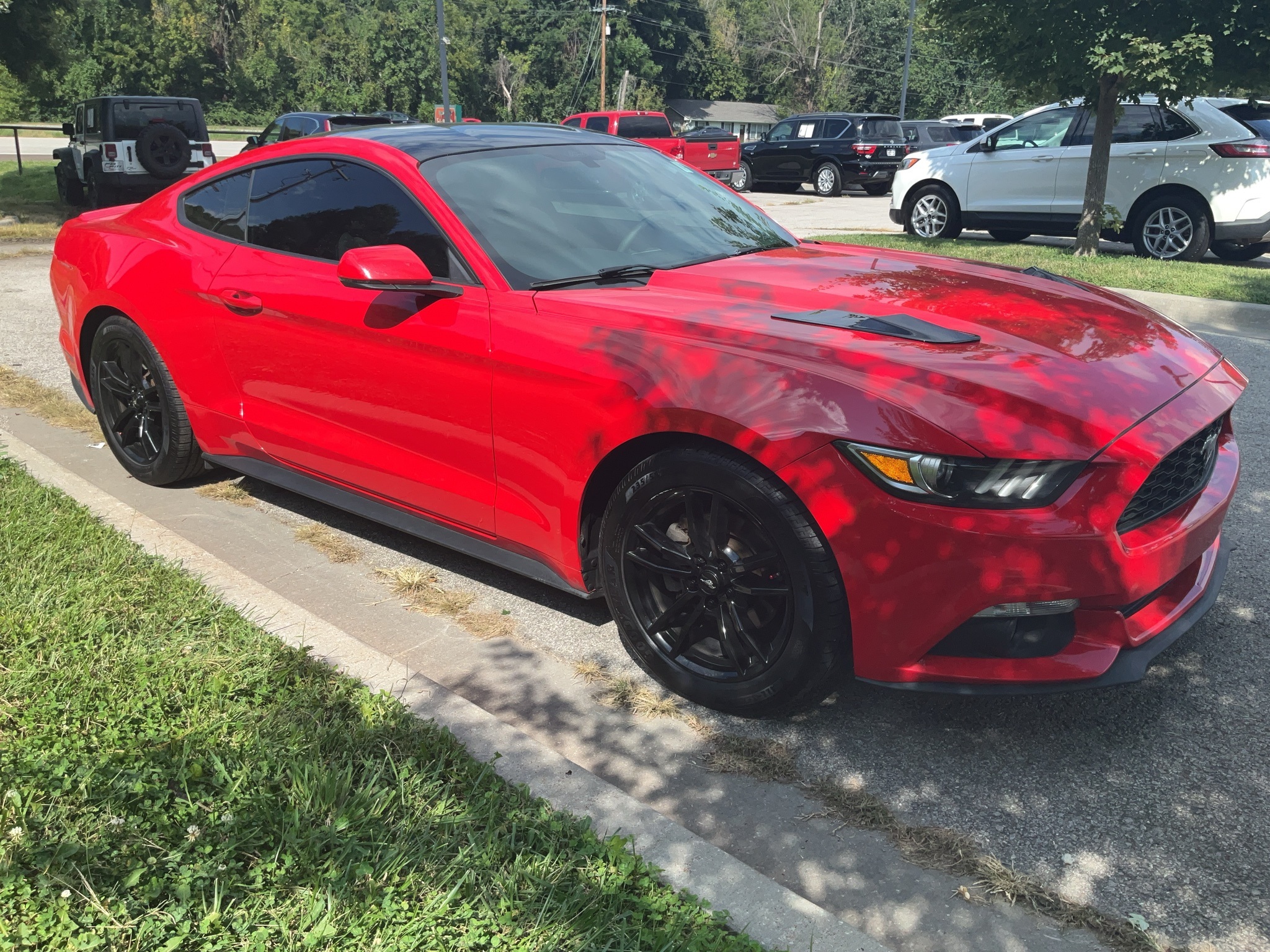 2016 Ford Mustang EcoBoost Premium 3