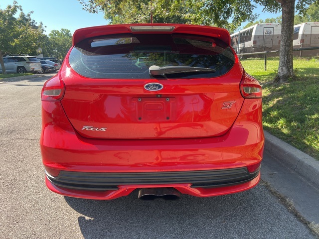 2017 Ford Focus ST 5