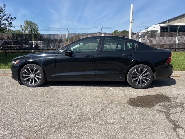 2021 Volvo S60 T5 Momentum 6