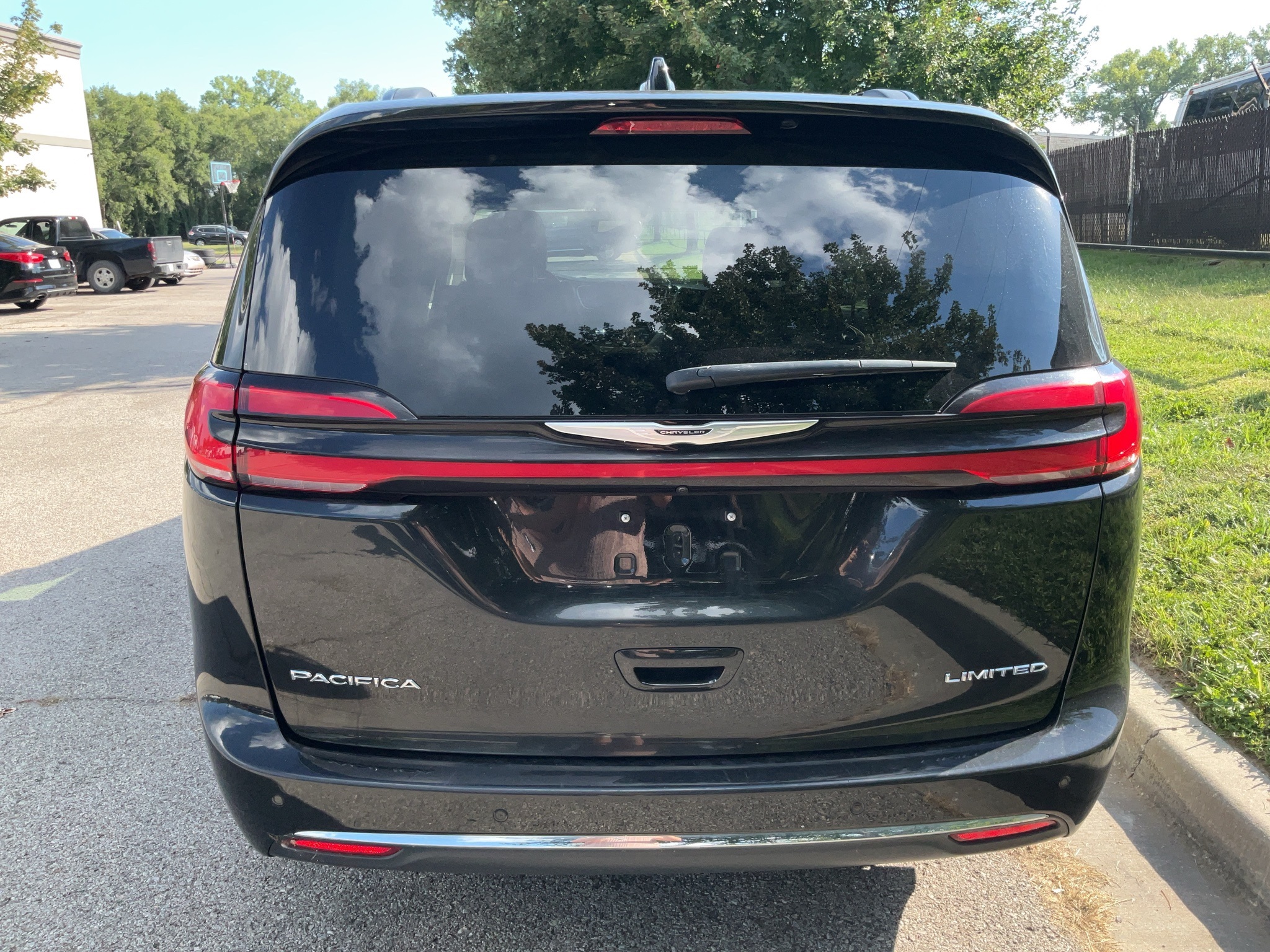 2022 Chrysler Pacifica Limited 5