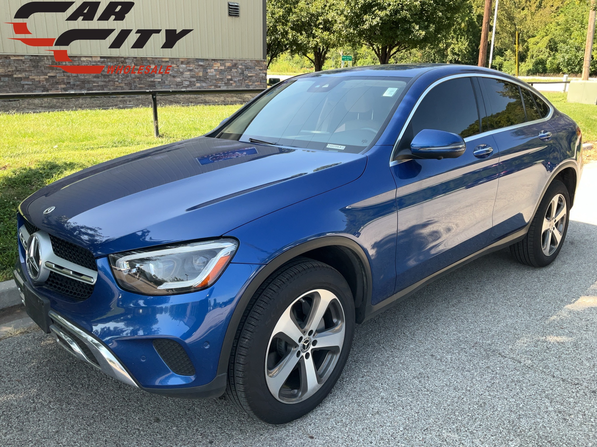 2022 Mercedes-Benz GLC GLC 300 Coupe 1