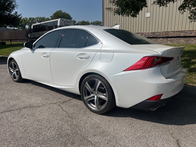 2017 Lexus IS 200t 6