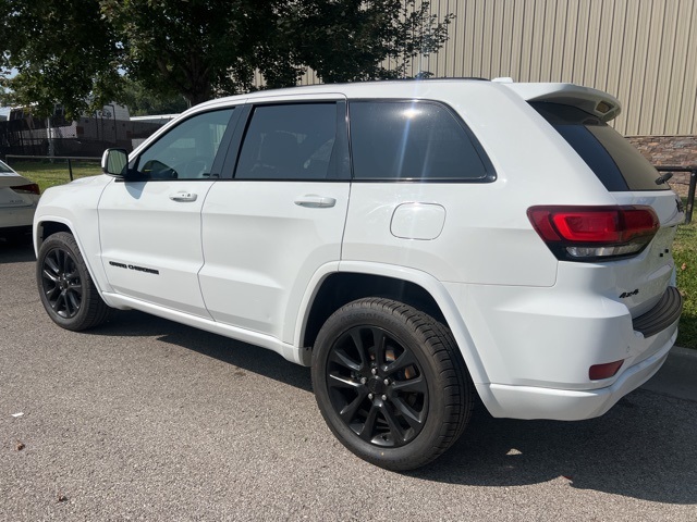 2020 Jeep Grand Cherokee Altitude 6