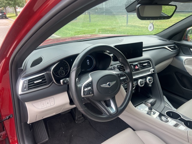 2022 Genesis G70 2.0T 8