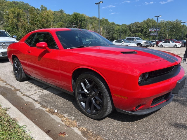 2022 Dodge Challenger SXT 3