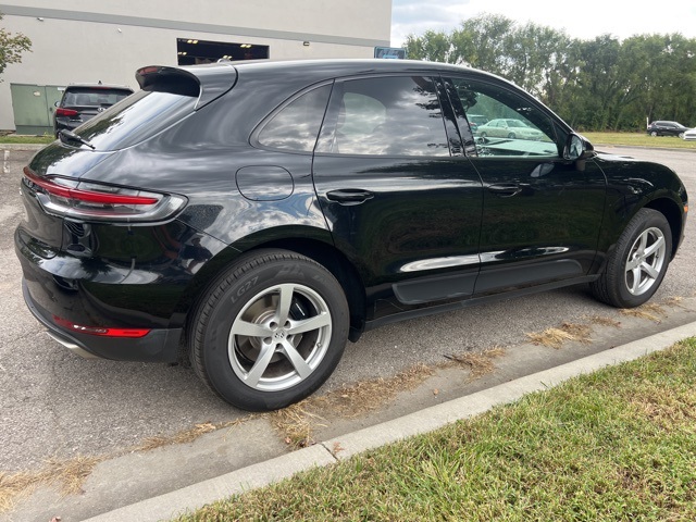 2020 Porsche Macan Base 4