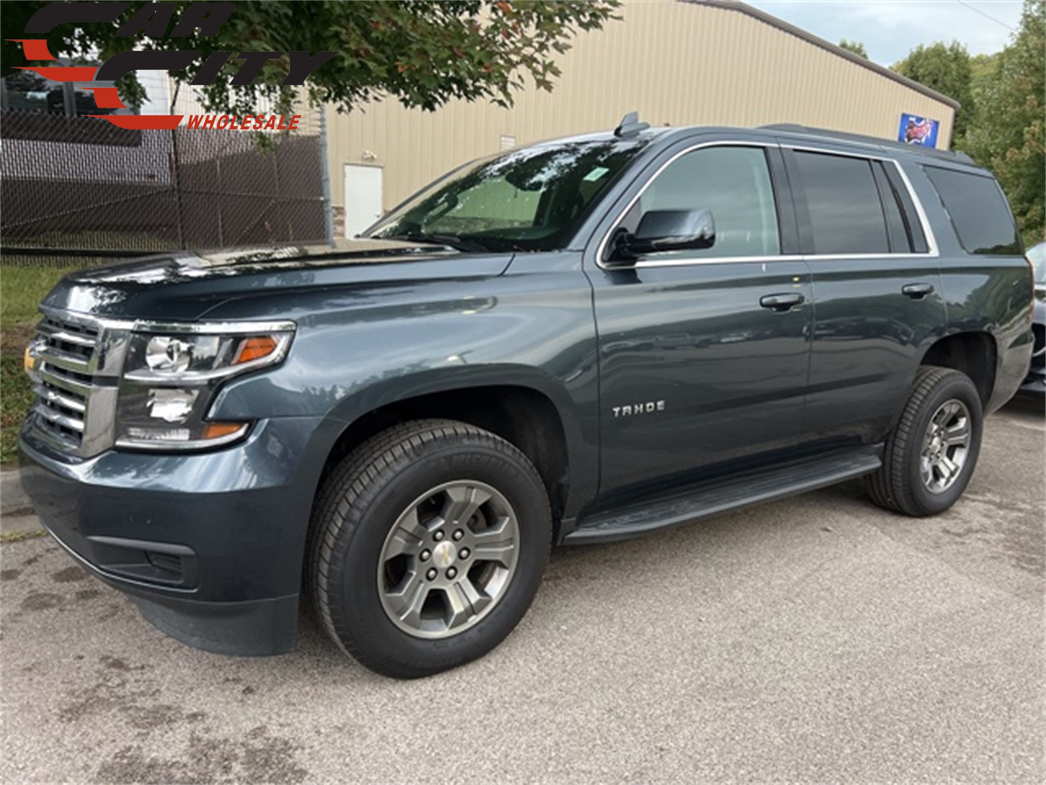 2019 Chevrolet Tahoe LS 1