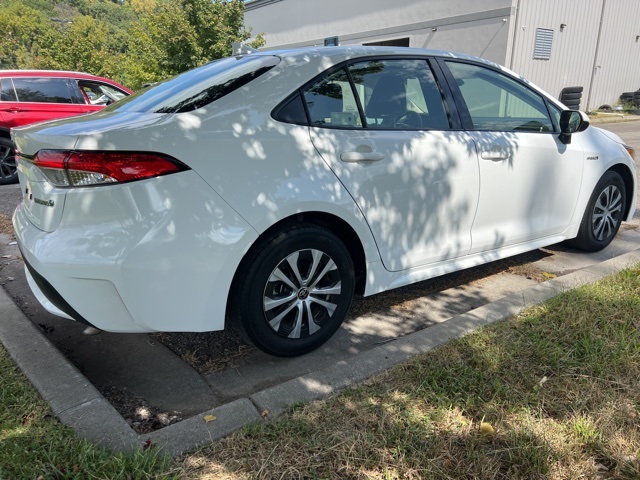 2021 Toyota Corolla Hybrid LE 4