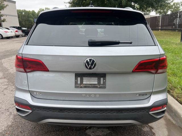 2022 Volkswagen Taos 1.5T SEL 5